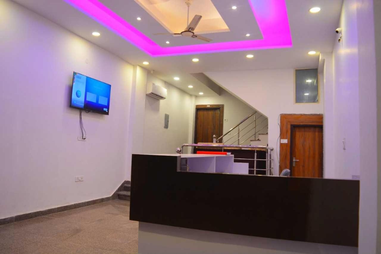 Hotel O Alpha Stay New Delhi Exterior photo
